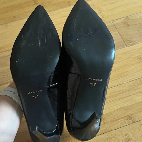 Jenn Ardor Elegant Black Pumps - Picture 4 of 4